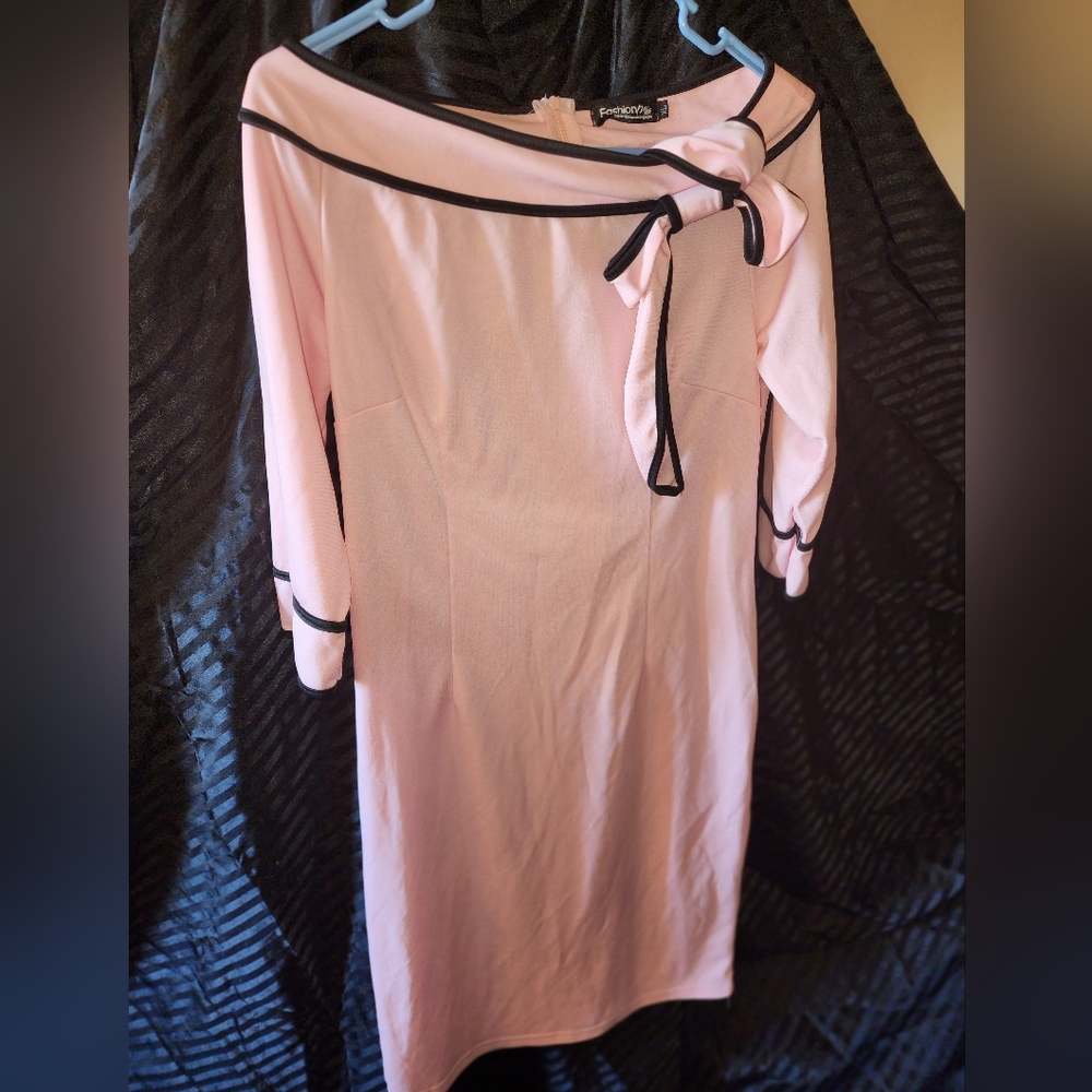 Fashion Mia Women Dress Asian Size XL Pink 100% Polyester 3/4 Sleeves.